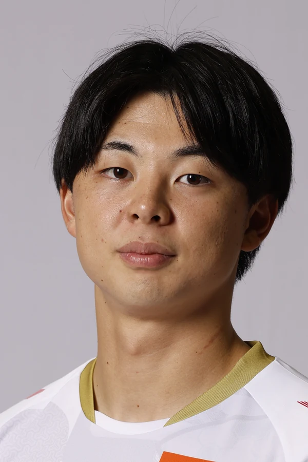 野尻雄偉